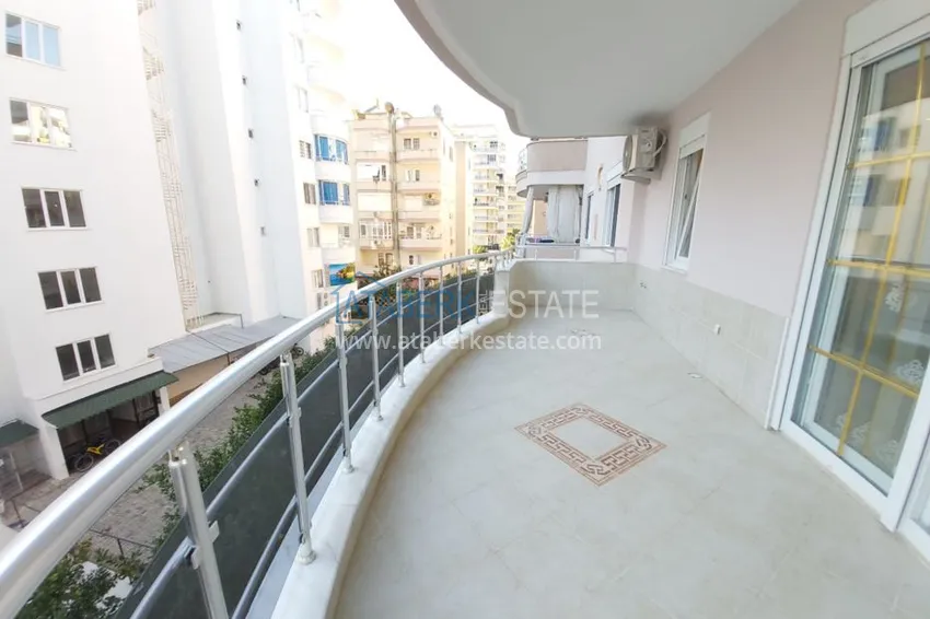 Приобрести Трехкомнатные апартаменты в районе Махмутлар 14 