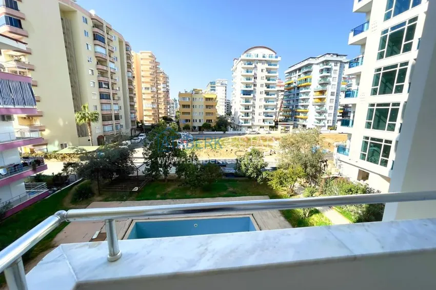 Приобрести Квартира в Махмутларе уютная с отдельной кухней, мебелью 18 