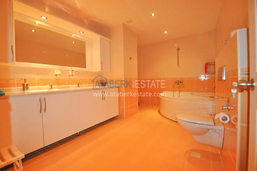 Приобрести Пентхаус-дуплекс в Махмутларе меблированный - с видом на море и горы 15 