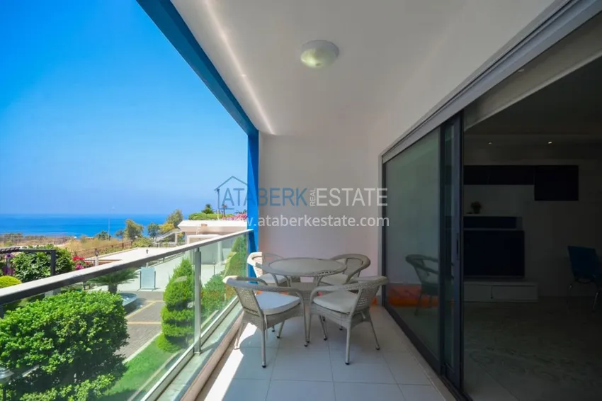 Приобрести Меблированная квартира с видом на море в элитном комплексе 17 