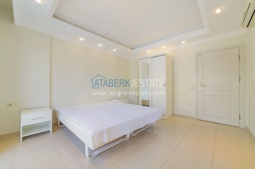 Приобрести Садовый дуплекс в районе Джикджилли с мебелью в жилом комплексе класса-люкс 19 