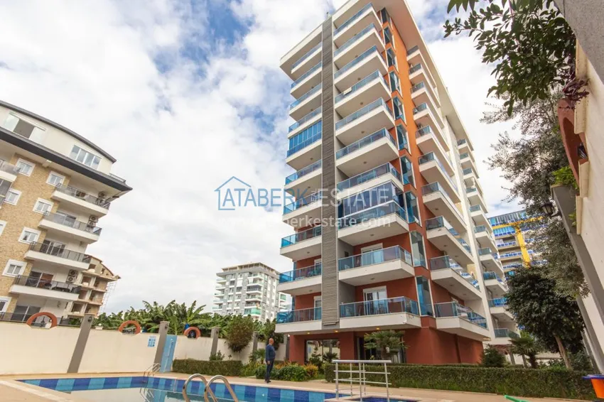 Квартира в Махмутларе трехкомнатная, с мебелью в комфортабельном комплексе 1 