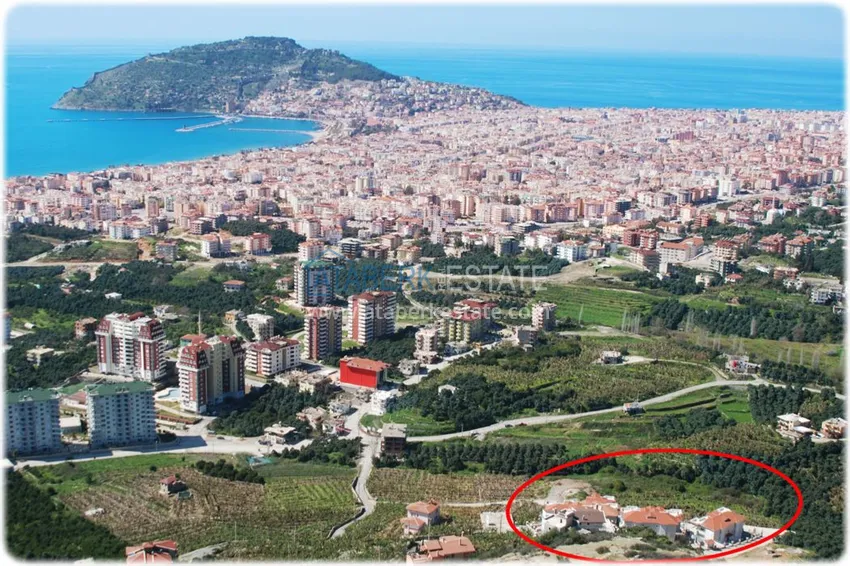 Садовый дуплекс в районе Джикджилли с мебелью в жилом комплексе класса-люкс 2 