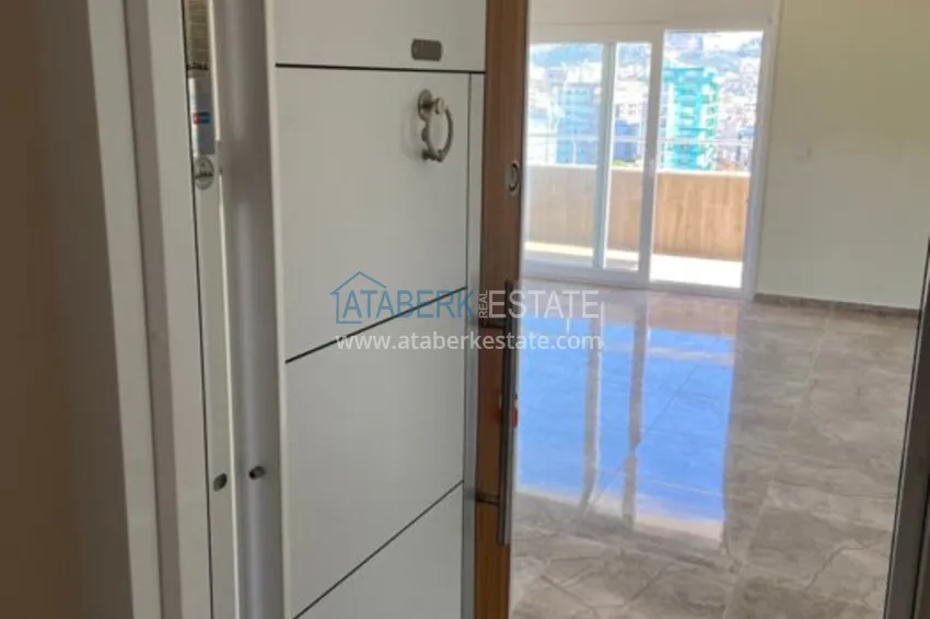 Приобрести Дуплекс в Махмутларе в благоустроенном комплексе рядом с морем 1 