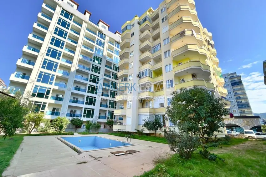 Квартира в Махмутларе уютная с отдельной кухней, мебелью 2 