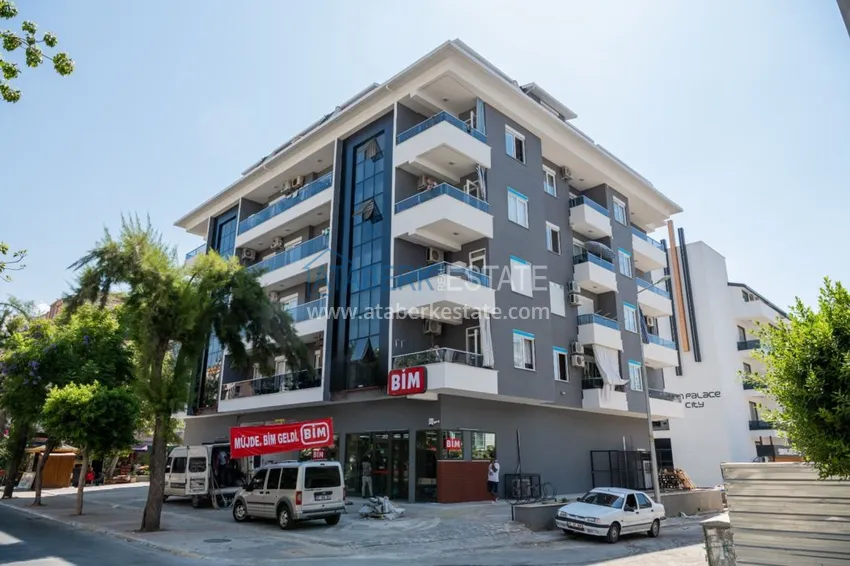 Пентхаус в Алании с мебелью в районе пляжа Клеопатра 1 