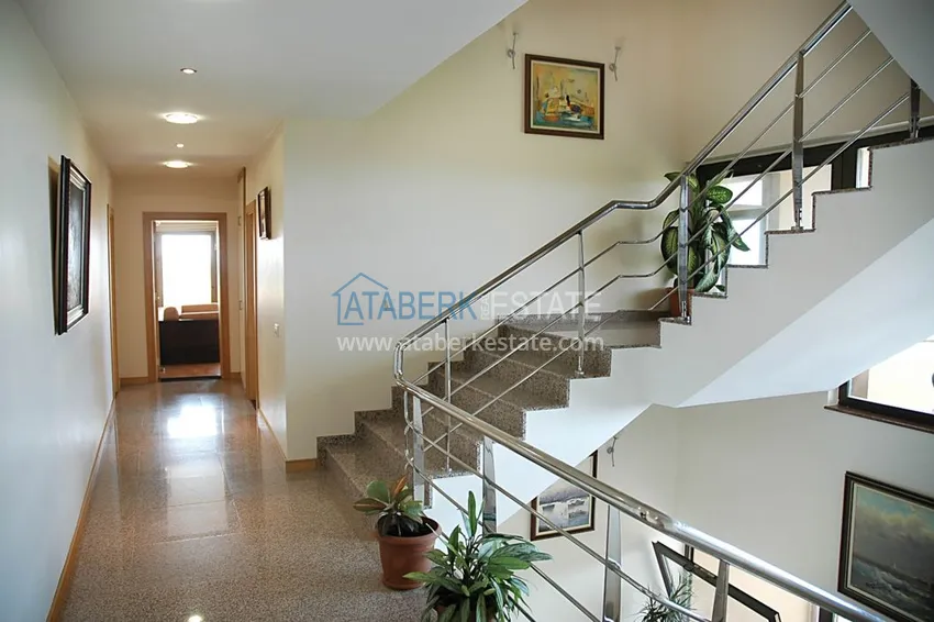 Приобрести Отдельно стоящая вилла в Кестеле – бассейн, газификация, солнечные батареи 20 