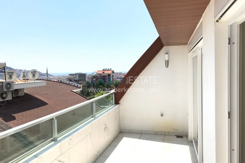 Приобрести Пентхаус-дуплекс в центре Алании с чистовой отделкой и видом на море 24 