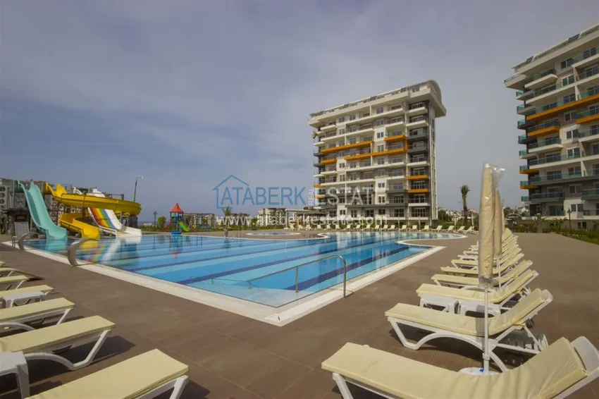 Квартира в Авсалларе, меблированная с видом на море в комплексе с частным пляжем 2 