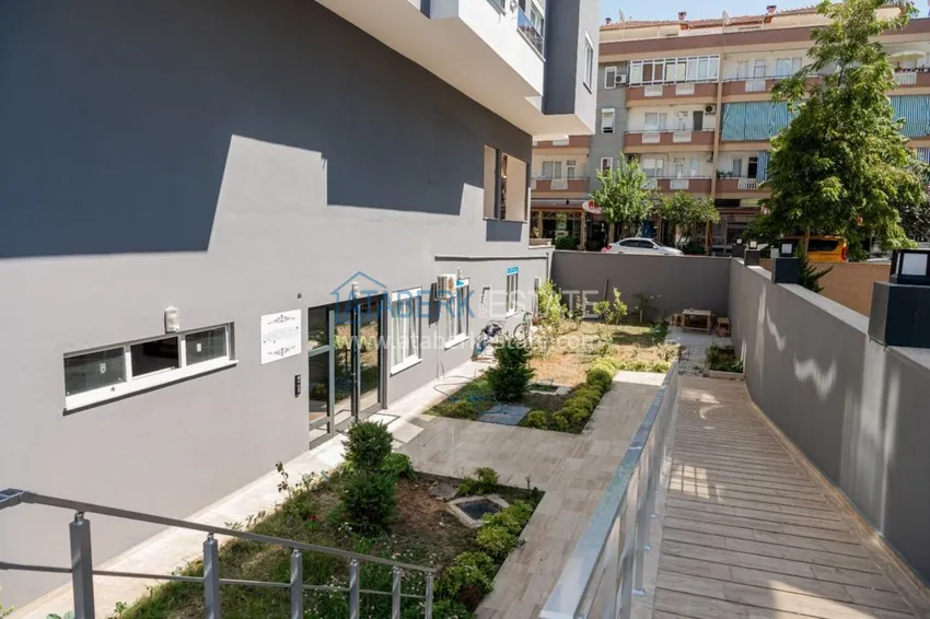 Пентхаус в Алании с мебелью в районе пляжа Клеопатра 2 