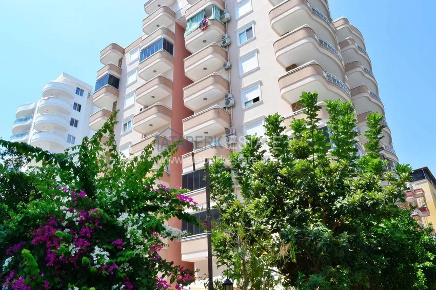 Трехкомнатные апартаменты в районе Махмутлар 3 