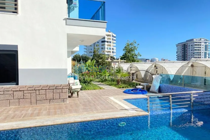 Квартира в Махмутларе с новой мебелью в комплексе с бассейном  2 