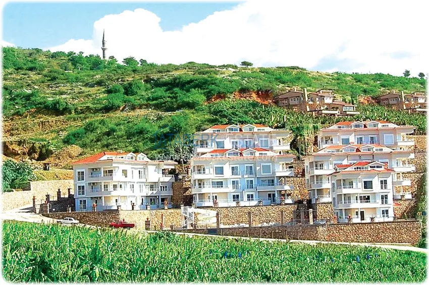 Садовый дуплекс в районе Джикджилли с мебелью в жилом комплексе класса-люкс 1 