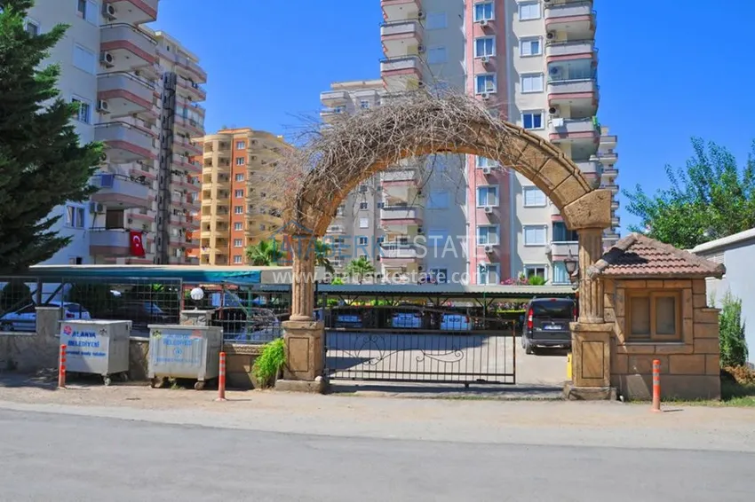 Квартира в Махмутларе с видом на горы в благоустроенном комплексе 5 