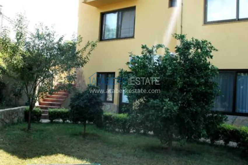 Отдельно стоящая вилла в Кестеле – бассейн, газификация, солнечные батареи 30 