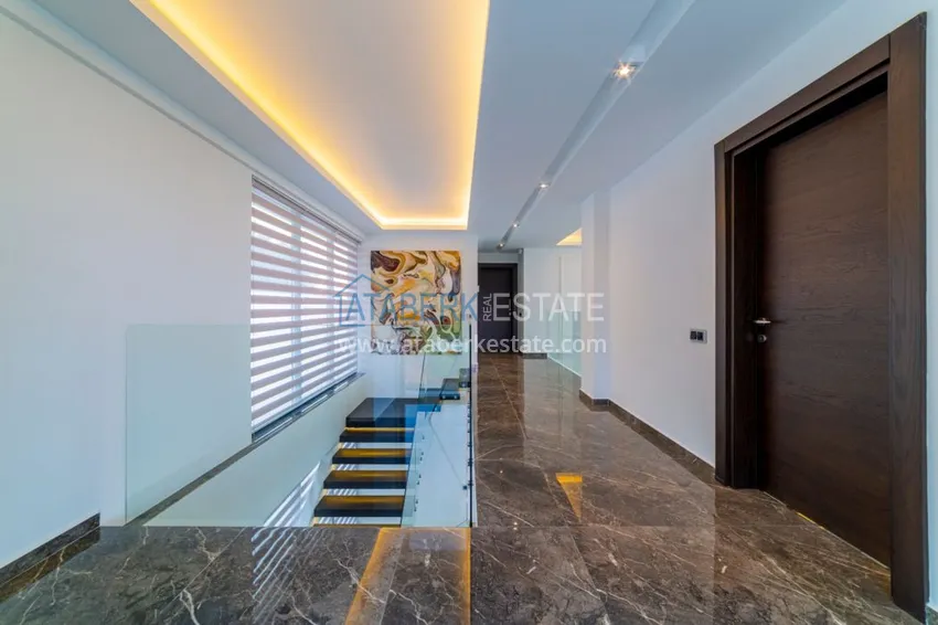 Приобрести Эксклюзивные виллы класса-люкс в центре Алании – горный район Бекташ 37 