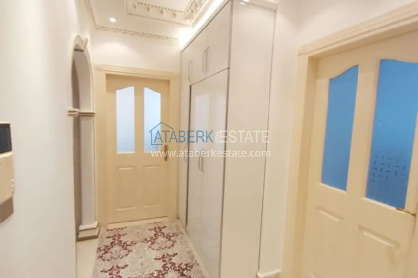 Приобрести Трехкомнатные апартаменты в районе Махмутлар 4 