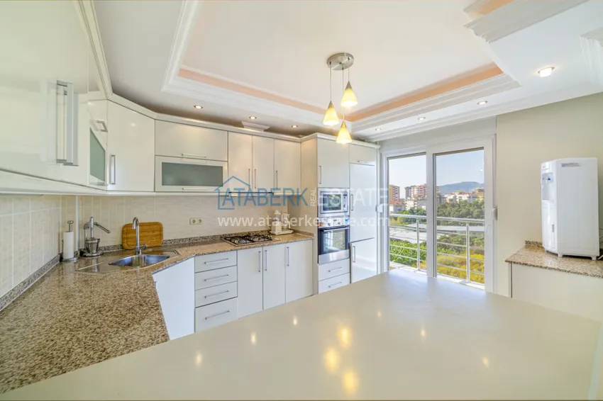 Приобрести Садовый дуплекс в районе Джикджилли с мебелью в жилом комплексе класса-люкс 4 