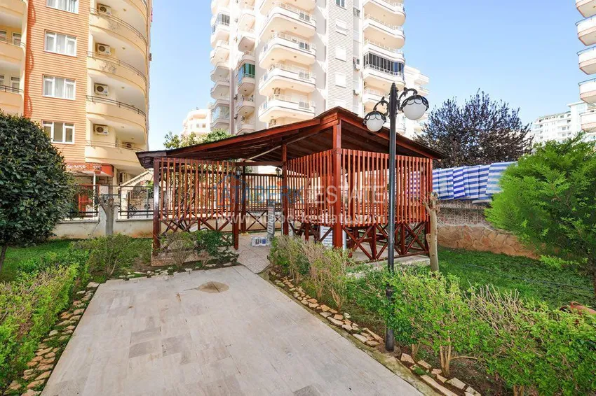 Квартира в Махмутларе с видом на горы в благоустроенном комплексе 9 