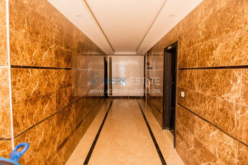 Пентхаус в Алании с мебелью в районе пляжа Клеопатра 5 