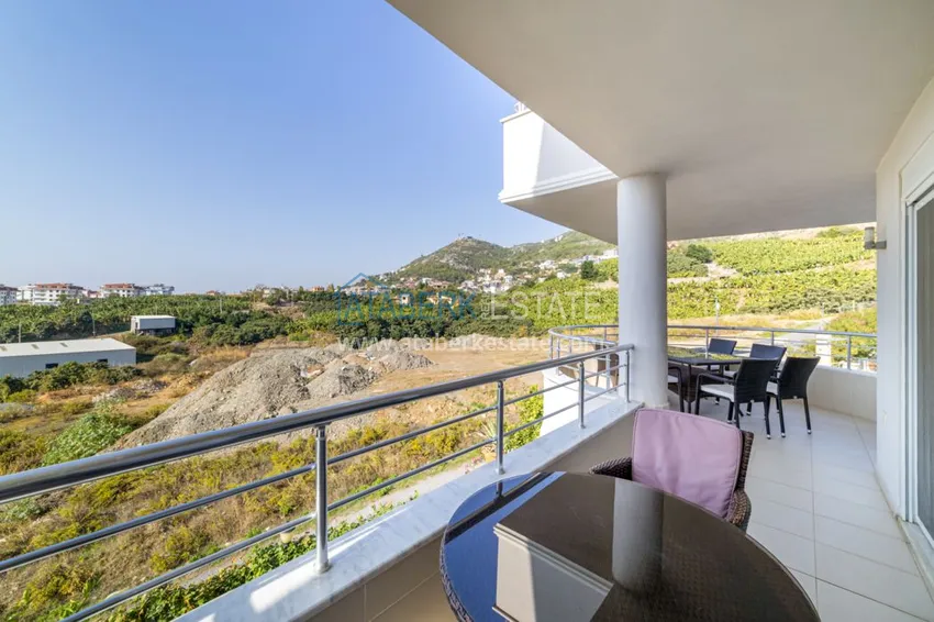 Приобрести Садовый дуплекс в районе Джикджилли с мебелью в жилом комплексе класса-люкс 5 