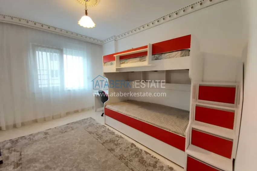 Приобрести Трехкомнатные апартаменты в районе Махмутлар 6 