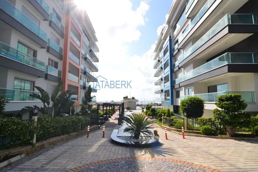 Меблированная квартира с видом на море в элитном комплексе 8 