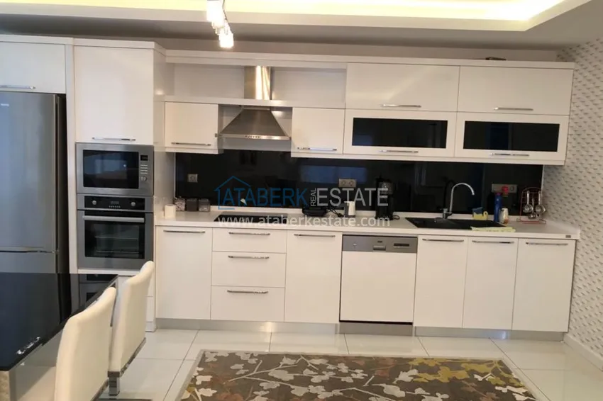 Приобрести Квартира в центре Алании с мебелью, первая береговая, район пляжа Клеопатра 7 