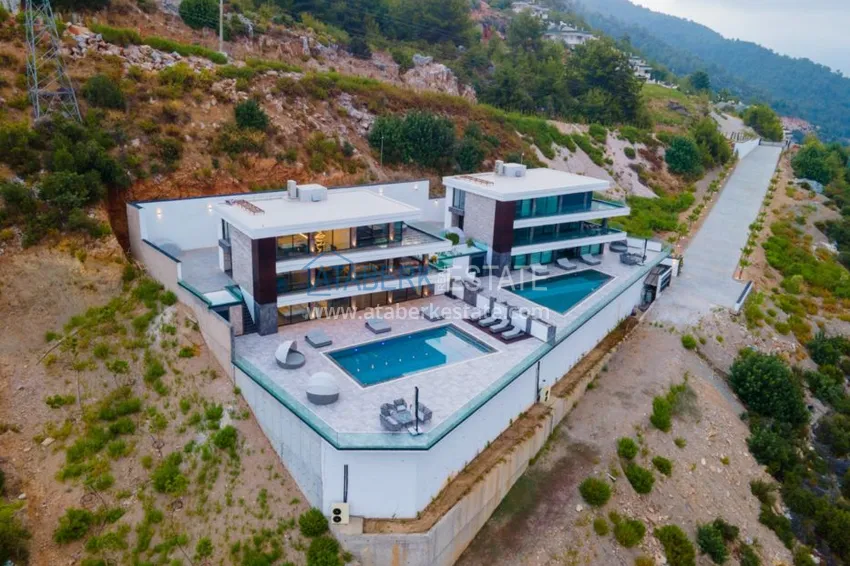 Эксклюзивные виллы класса-люкс в центре Алании – горный район Бекташ 8 
