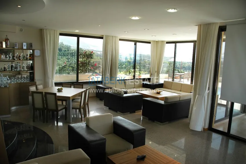 Приобрести Отдельно стоящая вилла в Кестеле – бассейн, газификация, солнечные батареи 13 