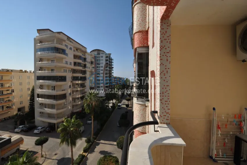 Приобрести Квартира в Махмутларе с видом на горы в благоустроенном комплексе 8 