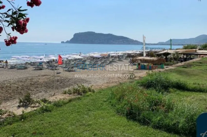 Квартира в районе Оба с чистовой отделкой, в молодом современном комплексе 8 