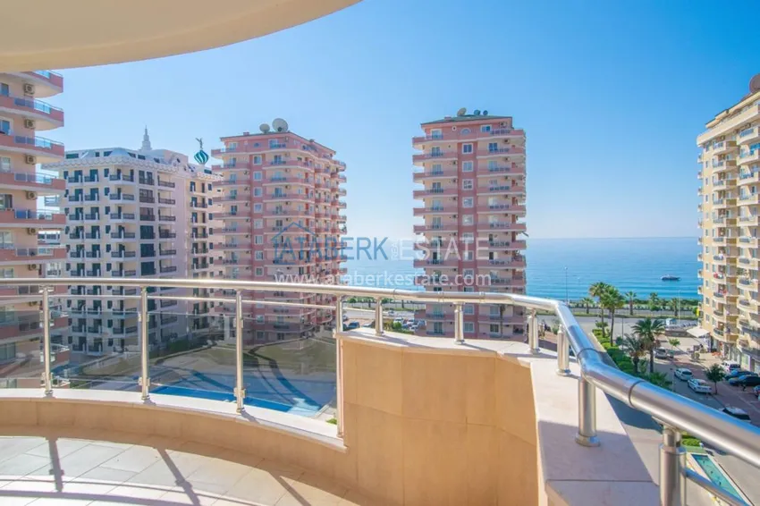 Приобрести Квартира с открытым видом на море в Махмутларе с мебелью в комплексе на первой береговой линии  9 