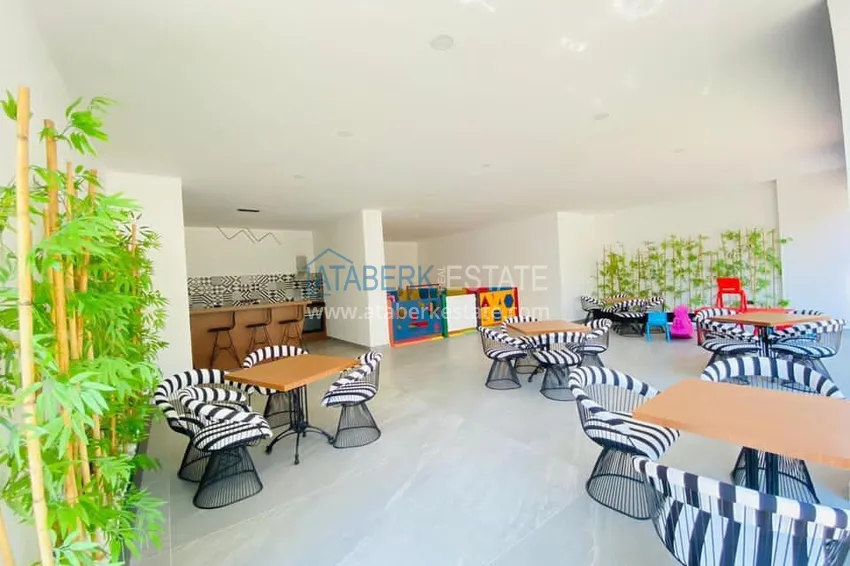 Квартира в районе Оба с чистовой отделкой, в молодом современном комплексе 9 