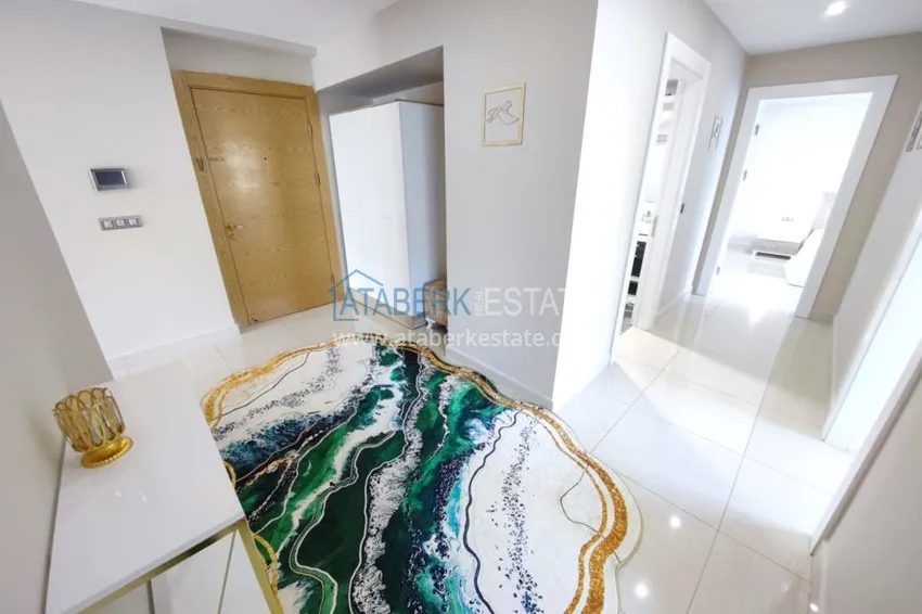 Приобрести Квартира в Махмутларе четырехкомнатная с мебелью в престижном комплексе 1 