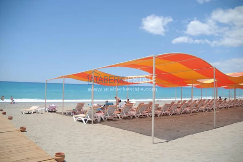 Квартира в Махмутларе с мебелью, в элитном жилом комплексе отельного типа 12 