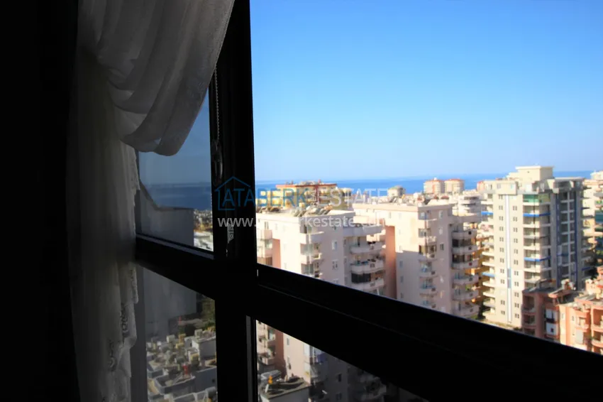 Приобрести Пентхаус-дуплекс в Махмутларе с мебелью и видом на море в комфортабельном комплексе 12 