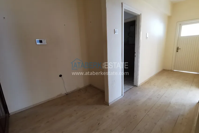 Приобрести Квартира в центре Алании с отдельной кухней и видом на море - первая береговая 11 