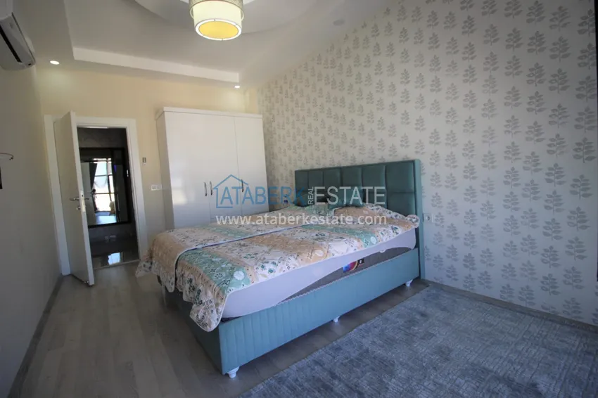 Приобрести Пентхаус-дуплекс в Махмутларе с мебелью и видом на море в комфортабельном комплексе 14 