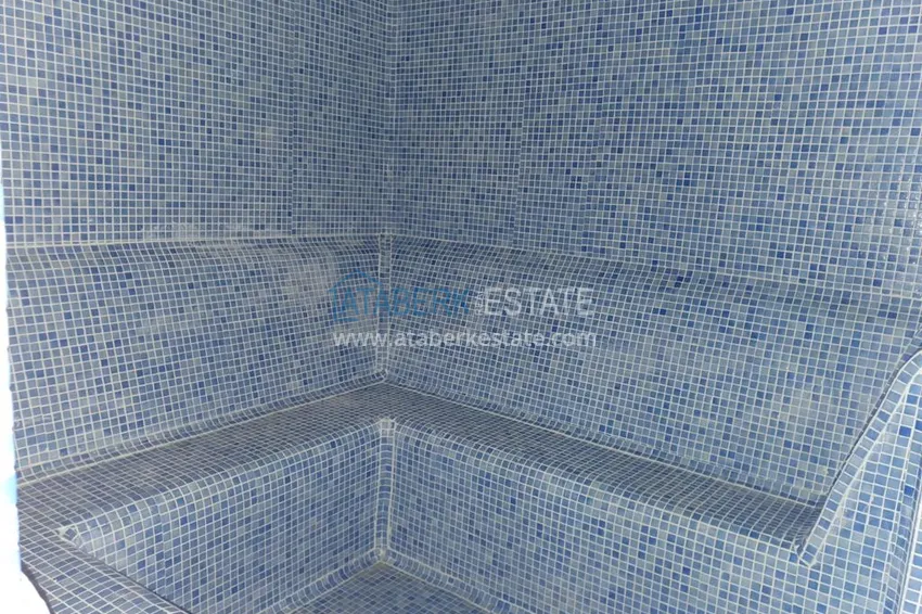 Пентхаус-дуплекс в Махмутларе с мебелью и видом на море в комфортабельном комплексе 17 