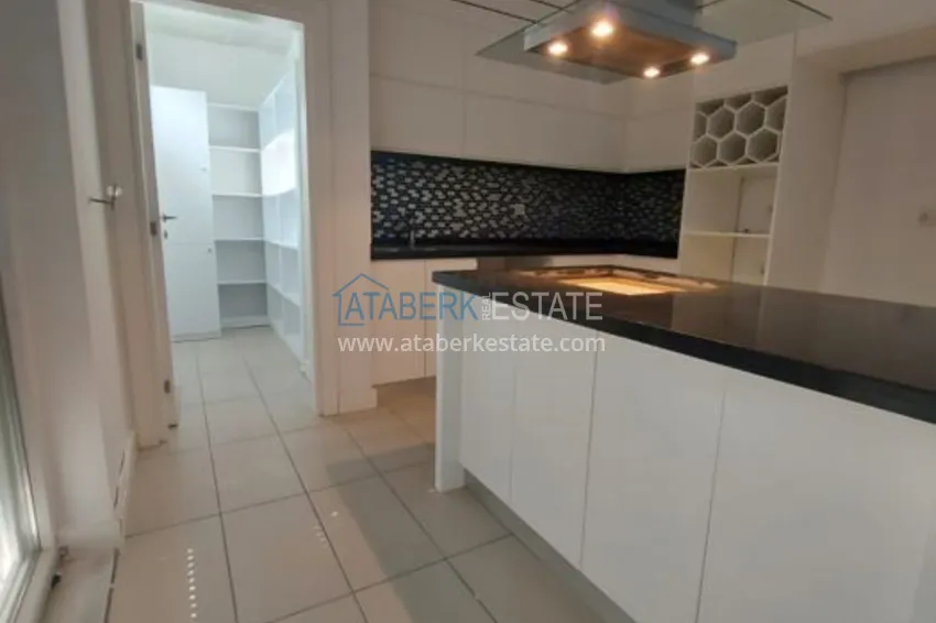 Приобрести Отдельно стоящий коттедж в Анталии – центр района Дошемеалты 3 