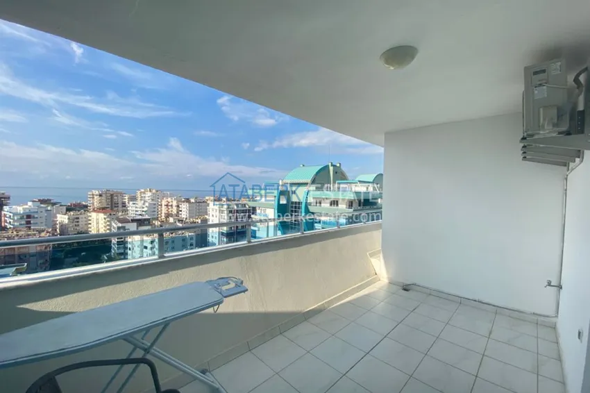 Приобрести Пентхаус-дуплекс в Махмутларе, меблированный с видом на море и горы 19 