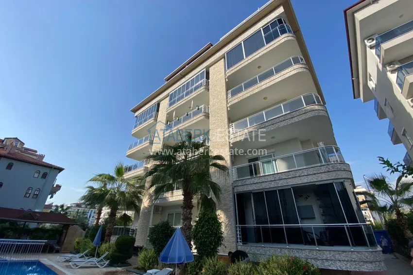 Пентхаус-дуплекс в районе Кестель – первая береговая линия с мебелью 1 