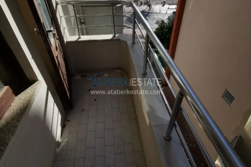 Приобрести Квартира в центре Алании с отдельной кухней и видом на море - первая береговая 21 