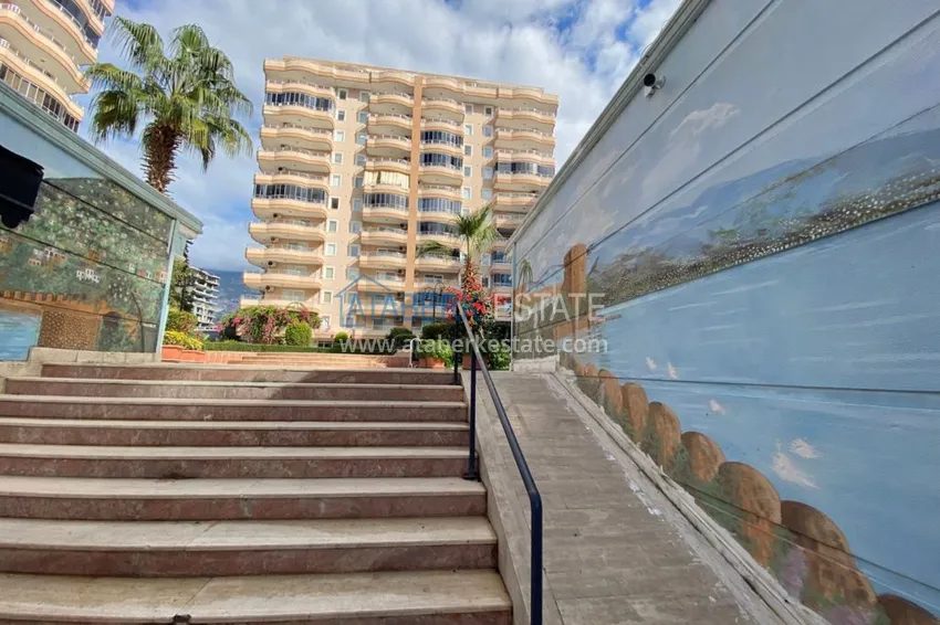 Квартира с мебелью в благоустроенном жилом комплексе в Махмутларе 2 