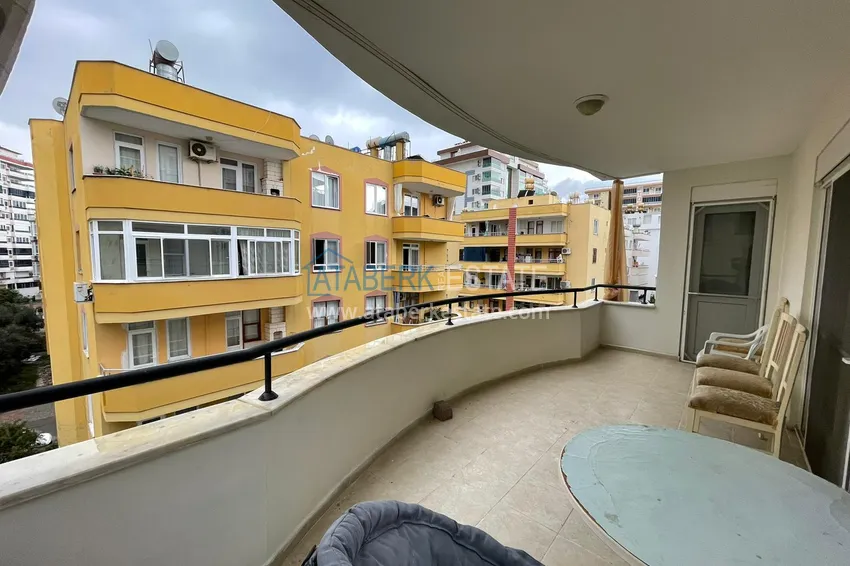 Приобрести Квартира в Махмутларе трехкомнатная с мебелью в комплексе городского типа  5 