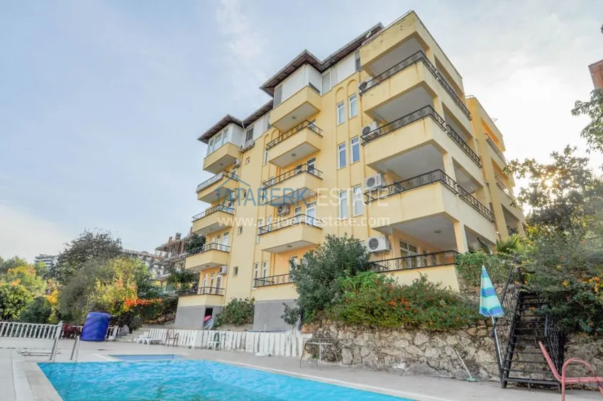 Квартира в районе Кестель с мебелью в благоустроенном комплексе 4 