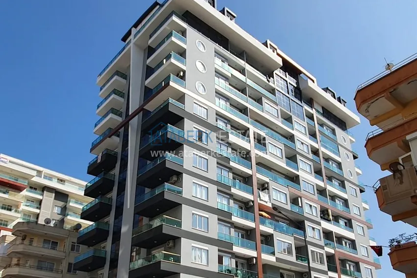 Пентхаус-дуплекс в Махмутларе с мебелью и видом на море в комфортабельном комплексе 5 