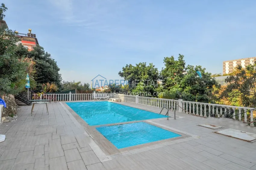 Квартира в районе Кестель с мебелью в благоустроенном комплексе 5 