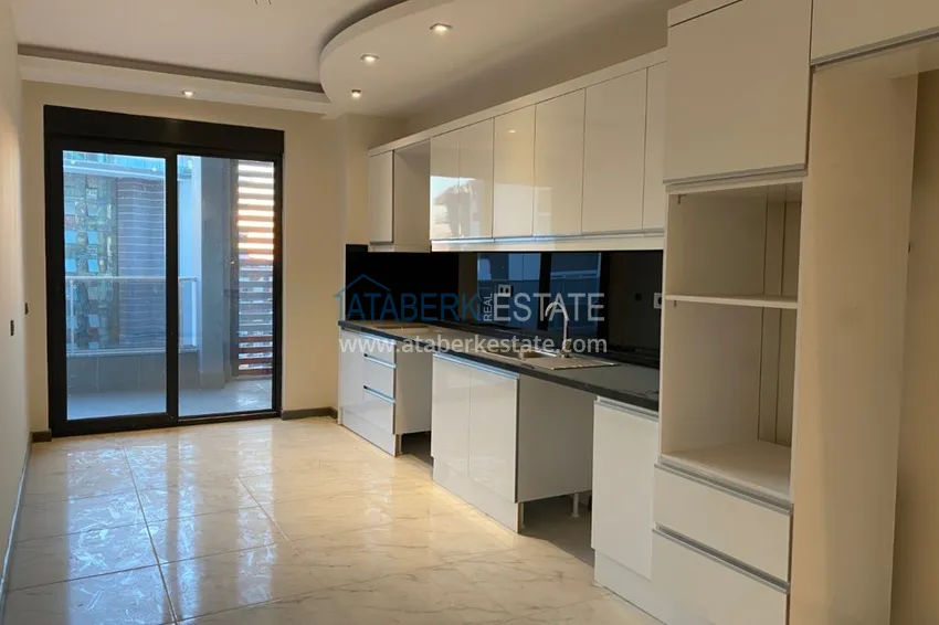 Приобрести Квартира в Махмутларе четырёхкомнатная с отдельной кухней  4 